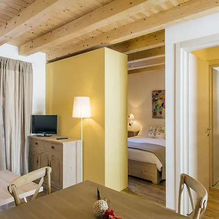 Aparthotel Borgo Fantino - Residenze E Alloggi Vacanza Limone Piemonte
