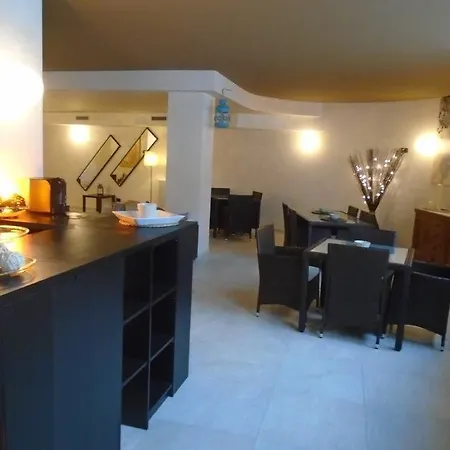Aparthotel Borgo Fantino - Residenze E Alloggi Vacanza Limone Piemonte
